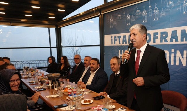 Dilovası Belediyesi özel bireyleri iftarda ağırladı