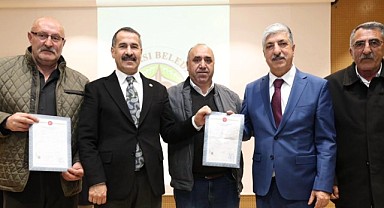 Dilovası’nda 423 vatandaşa tapuları dağıtıldı