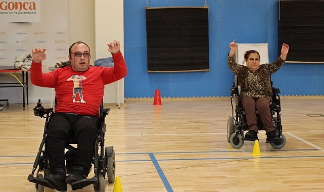 Engelleri, onlara engel olamadı! Şimdi zeybek zamanı