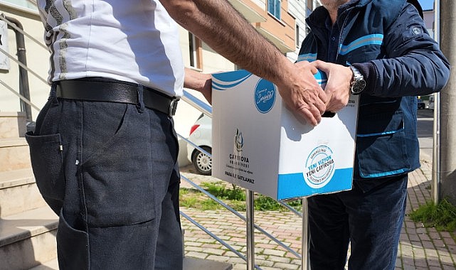 Gıda kolileri, ihtiyaç sahibi ailelere ulaştırılıyor