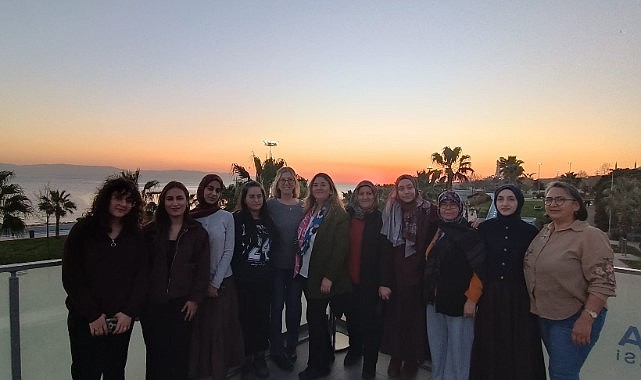 GTÜ'de YASDER sanat ve gönül köprüsü kurdu