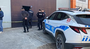 İki gün önce kiraladığı iş yerinde ölü bulundu
