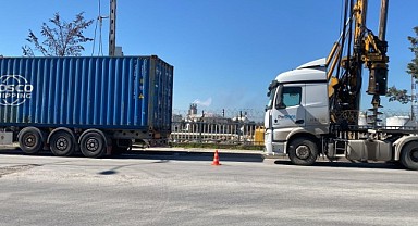 İki tır çarpıştı! 1 kişi hayatını kaybetti