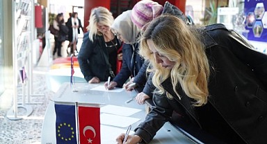 Kadın çiftçiler sürdürülebilir gelecek için buluştu