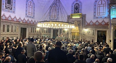 Kadir Gecesi camilerde idrak edildi