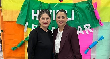 Merih Demiral ilkokul öğretmenini unutmadı