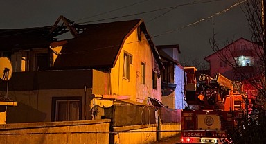 Müstakil evde yangın paniği!