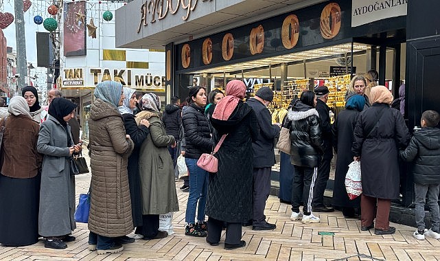 Pide kuyruğu bitti, altın kuyruğu başladı