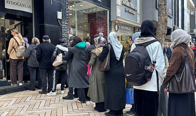 Pide kuyruğu bitti, altın kuyruğu başladı