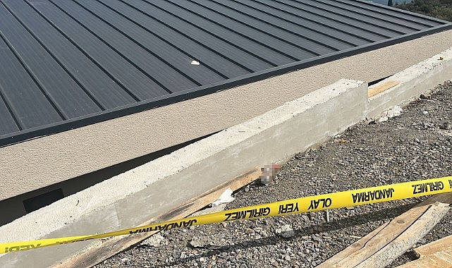 Sohbet ediyordu! 4 metrelik duvardan düştü