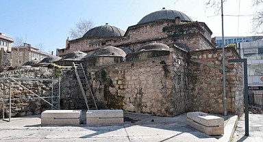 Tarihi Çarşı Hamamı'nda restorasyon çalışmaları