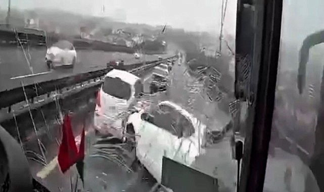 TEM’de kaza! 8 kişi yaralandı