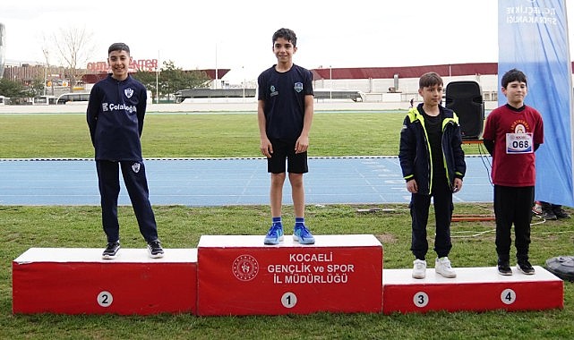 Çayırova’ya atletizmde 2 madalya geldi