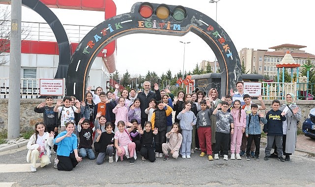 Çayırovalı miniklere trafik eğitimi verildi