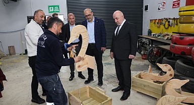 Darıca Belediyesi kendi mobilyasını kendi üretiyor!