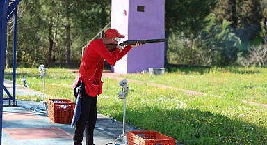 Kağıtsporlu Murat İlbilgi, atıcılık branşında İtalya’yı salladı