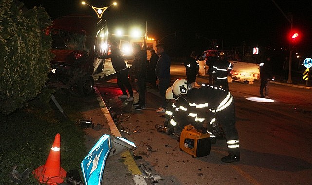 Kandıra’da feci kaza! Ağır yaralı var