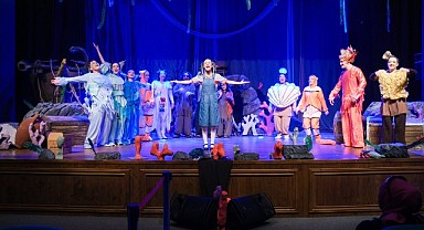 Körfezi'n temizlik serüveni tiyatro sahnesinde!