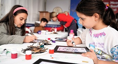 Milli İrade Meydanı çocuklarla dolup taştı