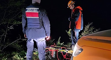 Ormanda yollarını kaybettiler, ekipler kurtardı