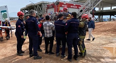 Perdah makinesinin çarptığı işçi ağır yaralandı