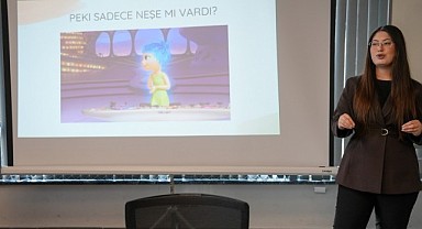 Sadece film izlemediler, duygularını keşfettiler