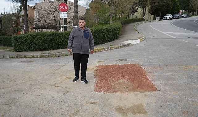 SEDAŞ’ın kazdığı çukura çöp kamyonu düştü!