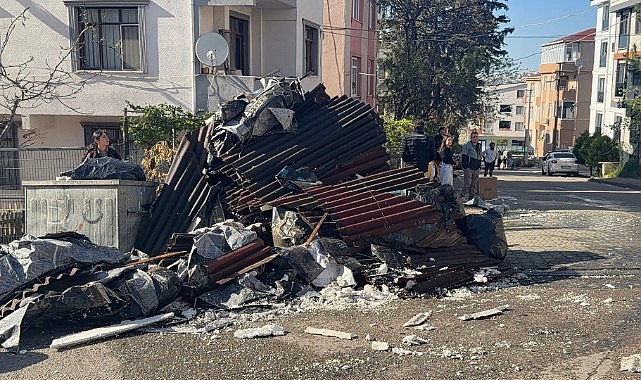 Tadilat yapılan bina alevlere teslim oldu