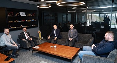 Vali Aktaş, Öztürk’e Gebzespor’u sordu