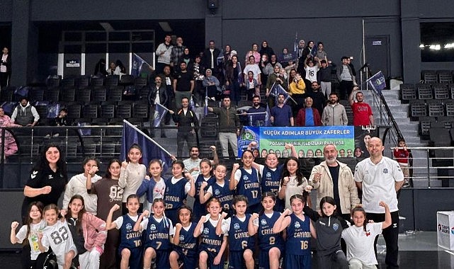 Çayırova’nın minik dev adamları şampiyon oldu