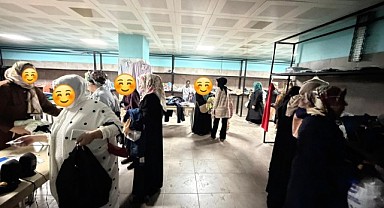 Dilovası’nda 400’ü aşkın çocuğa bayramlık dağıtıldı