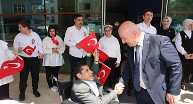 Engelli kursiyerlerin eserleri görücüye çıktı