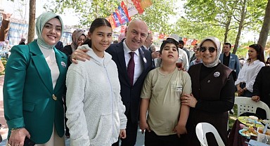 Hayatı Paylaşmaya Engel Yok!
