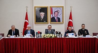  Kocaeli'de bir ayda 77 bin sürücüye trafik cezası kesildi