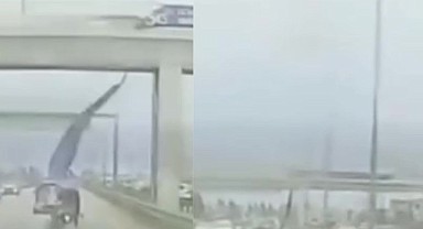 Köprüden sarkan afiş kazaya sebep oldu!