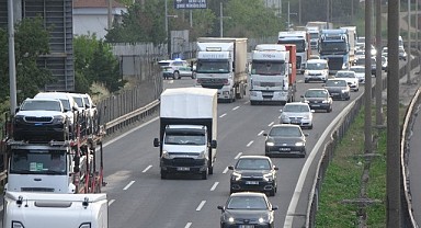 TEM’de bayram trafiği yoğunluğu başladı!