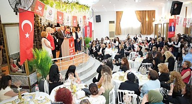 Atatürk’ün kızları İstanbul’da bir araya geldi