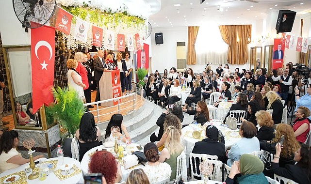 Atatürk’ün kızları İstanbul’da bir araya geldi