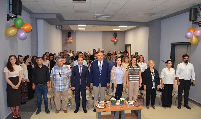 Başaran ve Kirmani aileleri, miniklerin mezuniyetine ortak oldu