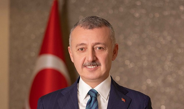 Başkan Büyükakın, Babalar Günü’nü kutladı