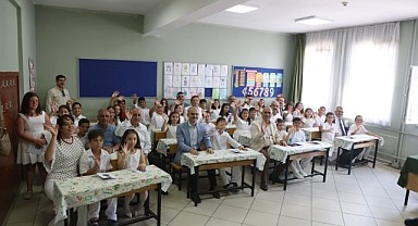 Çayırovalı minikler karnelendi  