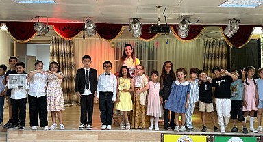 Çocuklar sahneye çıktı, büyükler kendileriyle yüzleşti