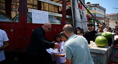 Gebze’de karne hediyesi 28 bin ton karpuz dağıtıldı!