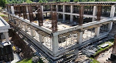 Gölcük’e yaoılan spor kompleksi yükseliyor!