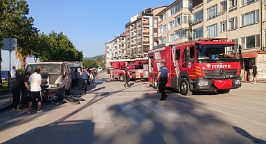 Yangında mahsur kalan anne ve çocuk kurtarıldı