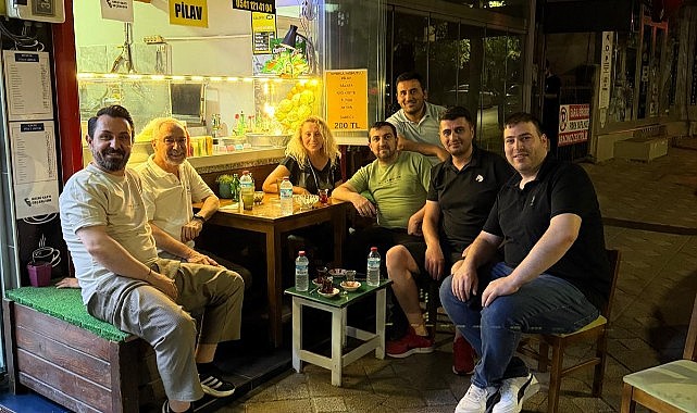 Aynur öğretmen 33 yıl sonra öğrencileriyle buluştu