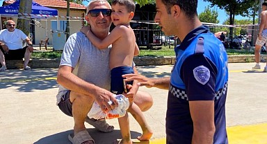 Büyükşehir ekipleri kaybolan çocukları ailelerine ulaştırıyor
