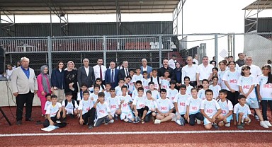 Dilovası’nda yaz spor okulları renkli törenle açıldı