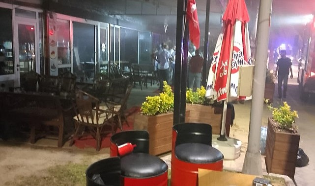 Kafenin mutfağında çıkan yangın hasara neden oldu!