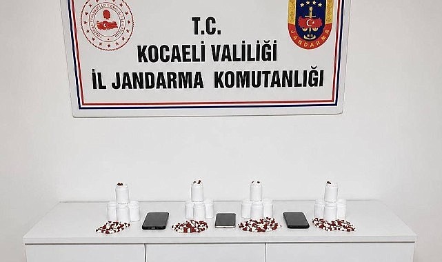 Kocaeli'nde uyuşturucu tacirlerine darbe!